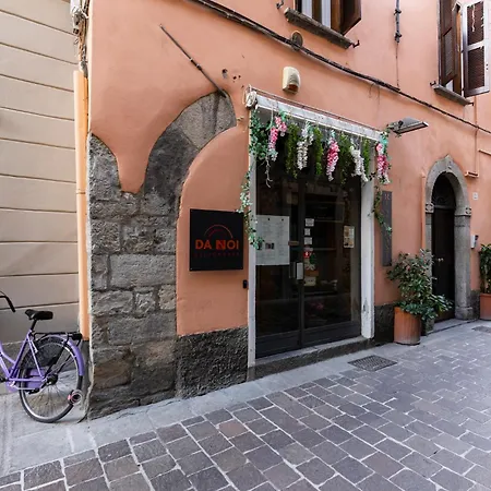 Daire Blue Diamond *