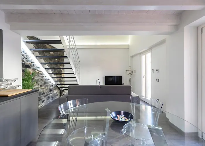 Blue Diamond Apartment