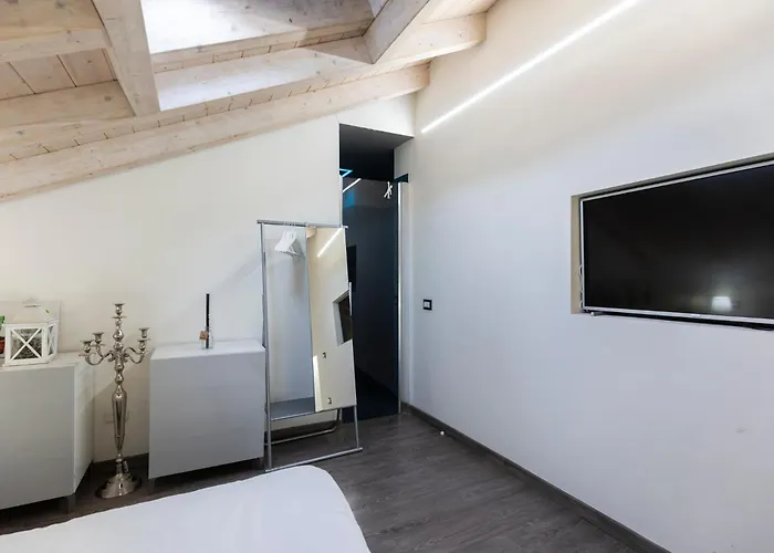 Apartment Blue Diamond