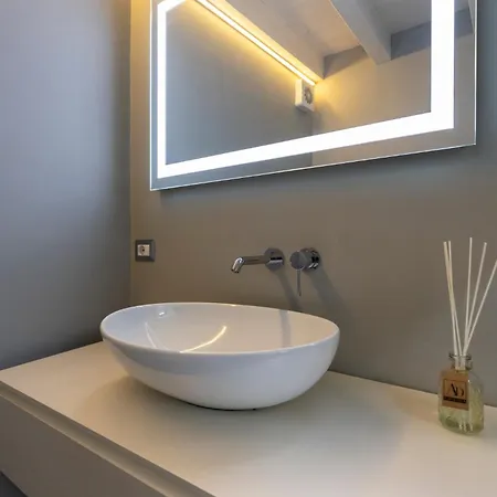 Blue Diamond Apartamento Como